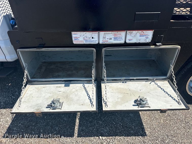 image for item EG0849 2019 Ford F550 Crew Cab winch truck