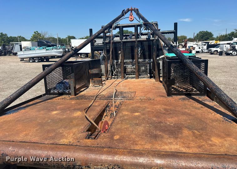 image for item EG0849 2019 Ford F550 Crew Cab winch truck