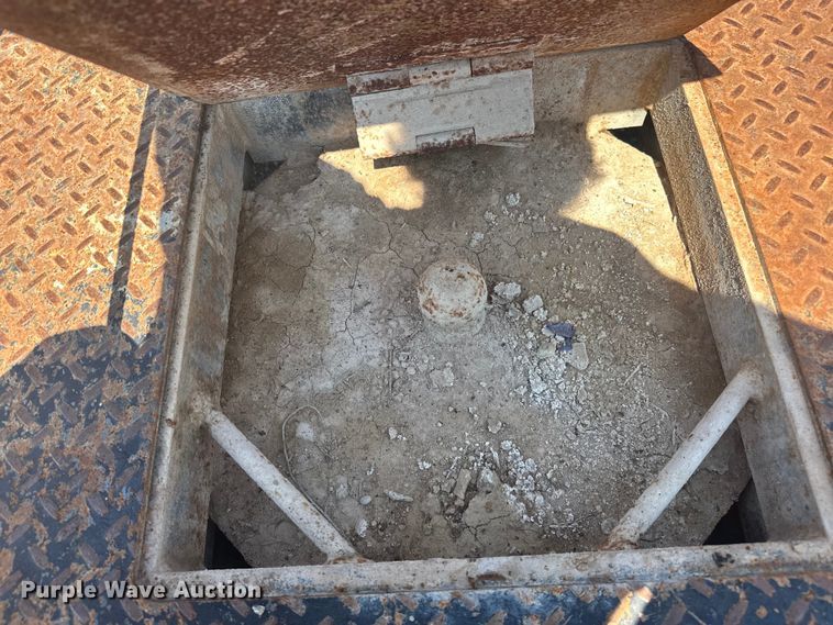 image for item EG0849 2019 Ford F550 Crew Cab winch truck