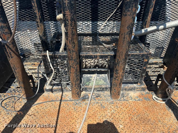 image for item EG0849 2019 Ford F550 Crew Cab winch truck