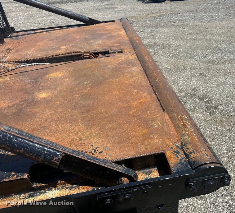 image for item EG0849 2019 Ford F550 Crew Cab winch truck