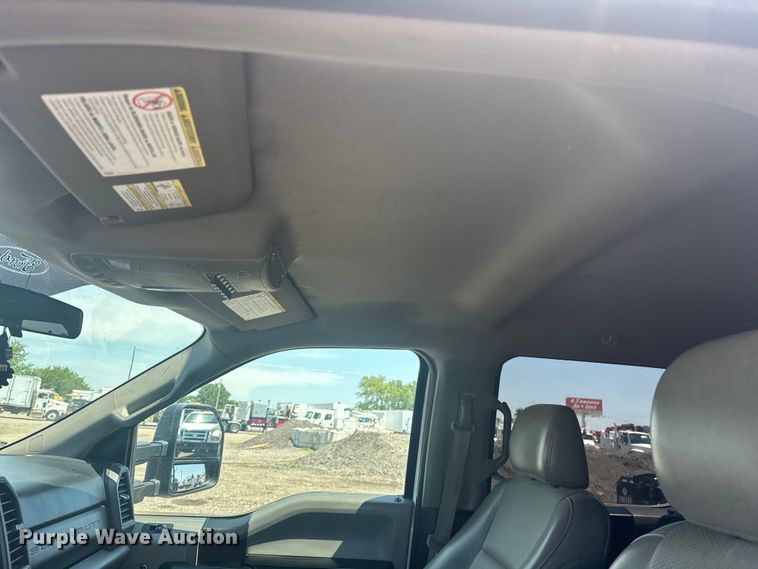 image for item EG0849 2019 Ford F550 Crew Cab winch truck