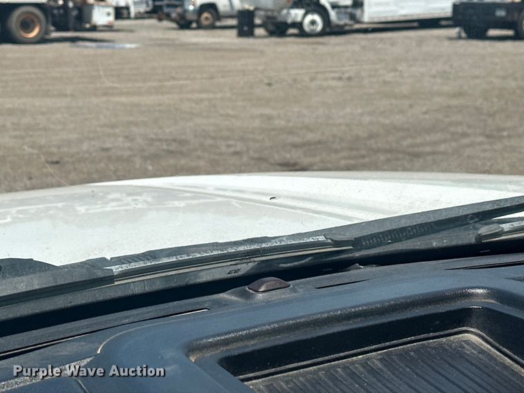 image for item EG0849 2019 Ford F550 Crew Cab winch truck