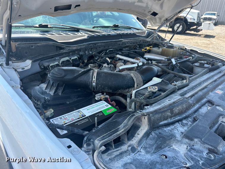 image for item EG0849 2019 Ford F550 Crew Cab winch truck