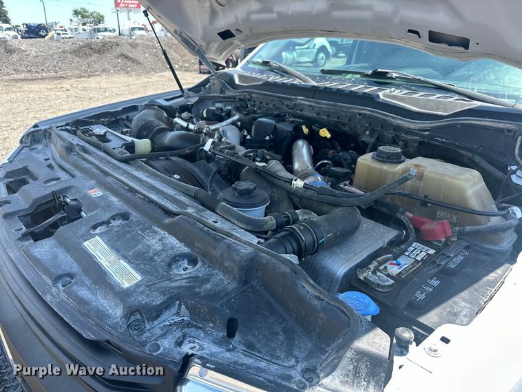 image for item EG0849 2019 Ford F550 Crew Cab winch truck