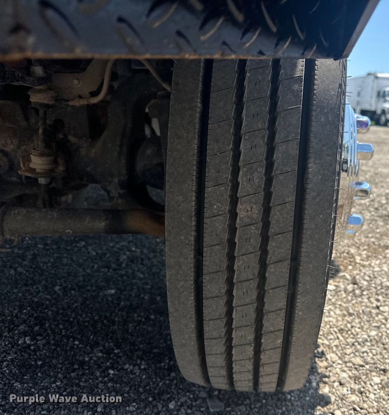 image for item EG0849 2019 Ford F550 Crew Cab winch truck