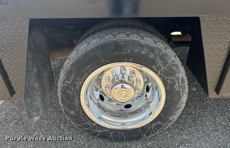 image for item EG0849 2019 Ford F550 Crew Cab winch truck