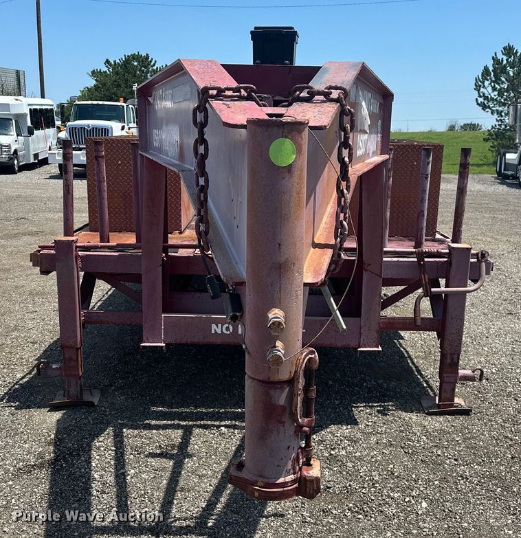 image for item EG0851 1999 West Wind  oilfield trailer