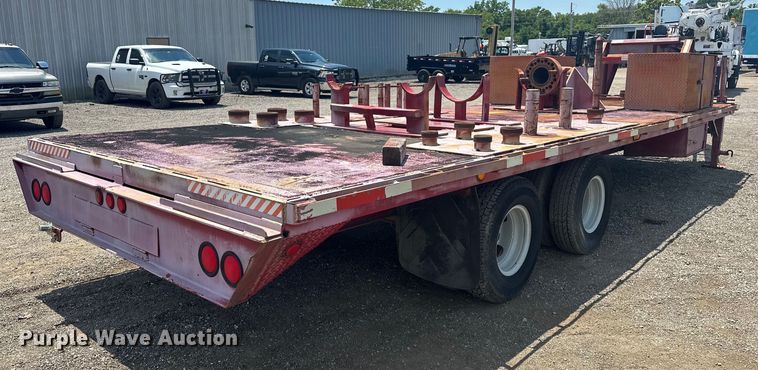 image for item EG0851 1999 West Wind  oilfield trailer