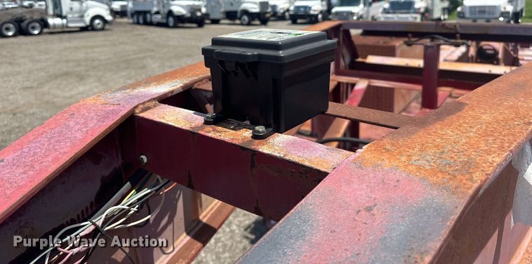 image for item EG0851 1999 West Wind  oilfield trailer