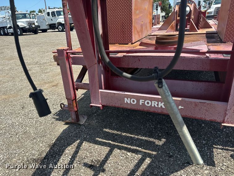 image for item EG0851 1999 West Wind  oilfield trailer