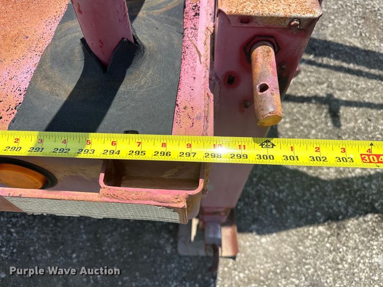 image for item EG0851 1999 West Wind  oilfield trailer