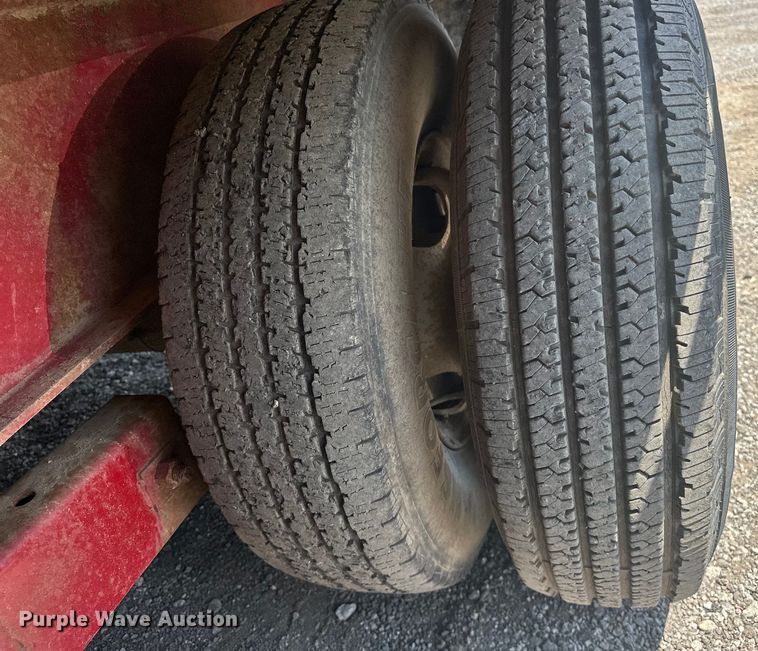 image for item EG0851 1999 West Wind  oilfield trailer