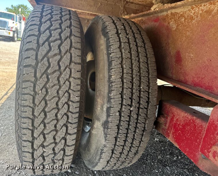 image for item EG0851 1999 West Wind  oilfield trailer