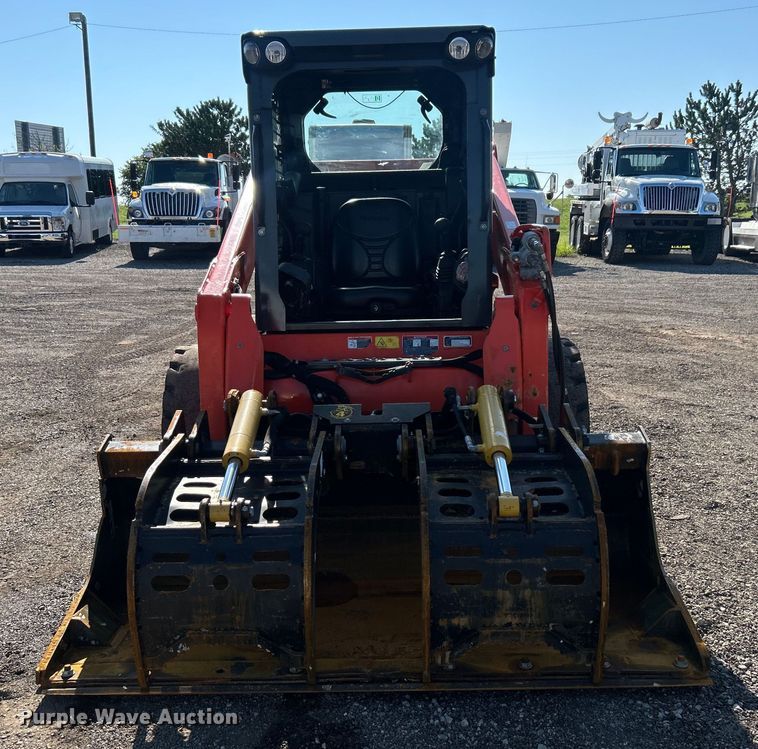 image for item EG0855 2018 Kubota  SSV75 skid steer loader