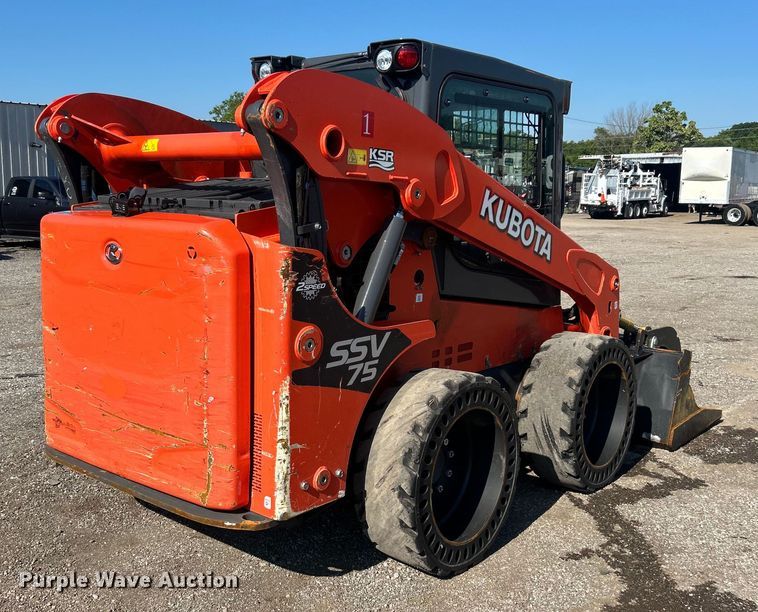 image for item EG0855 2018 Kubota  SSV75 skid steer loader