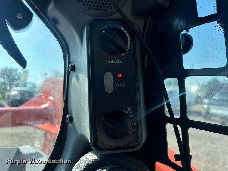 image for item EG0855 2018 Kubota  SSV75 skid steer loader