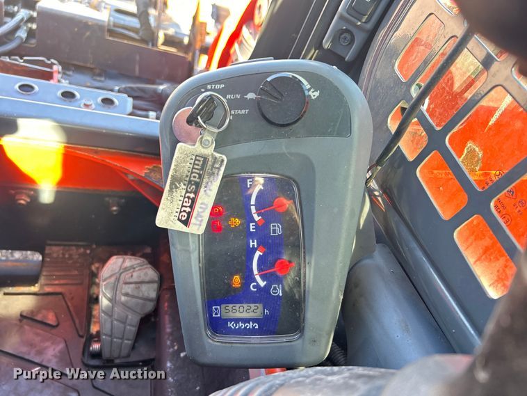 image for item EG0855 2018 Kubota  SSV75 skid steer loader