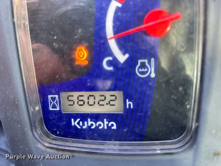 image for item EG0855 2018 Kubota  SSV75 skid steer loader