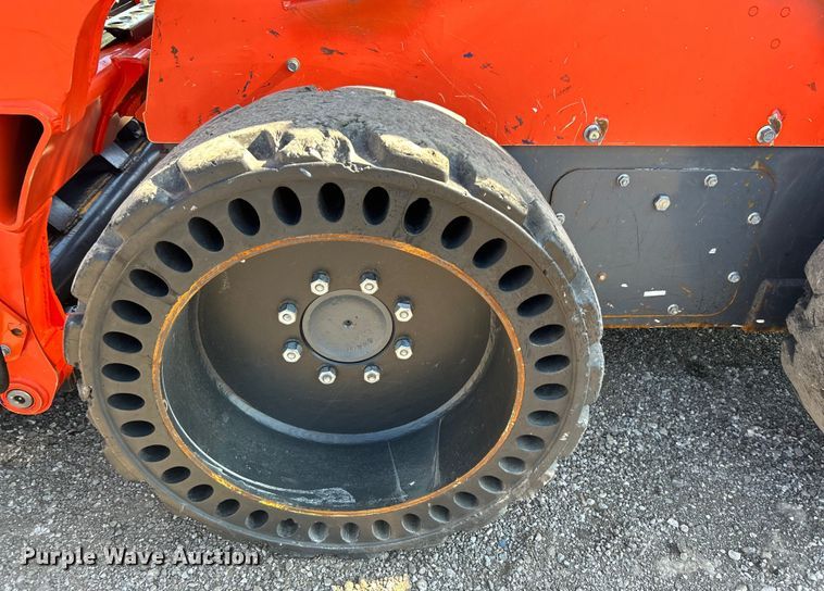 image for item EG0855 2018 Kubota  SSV75 skid steer loader