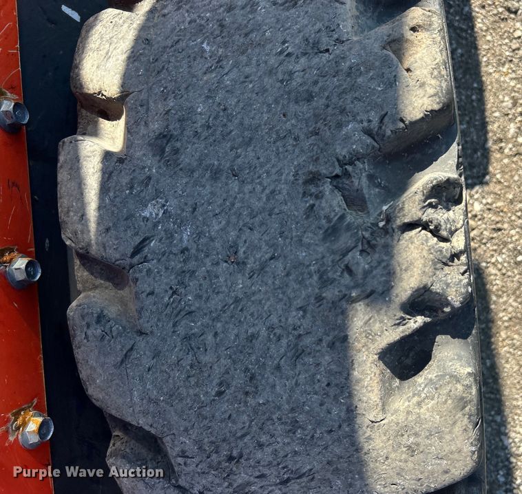 image for item EG0855 2018 Kubota  SSV75 skid steer loader