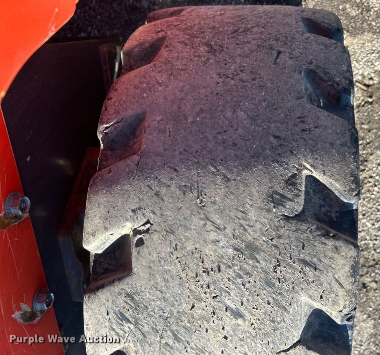 image for item EG0855 2018 Kubota  SSV75 skid steer loader