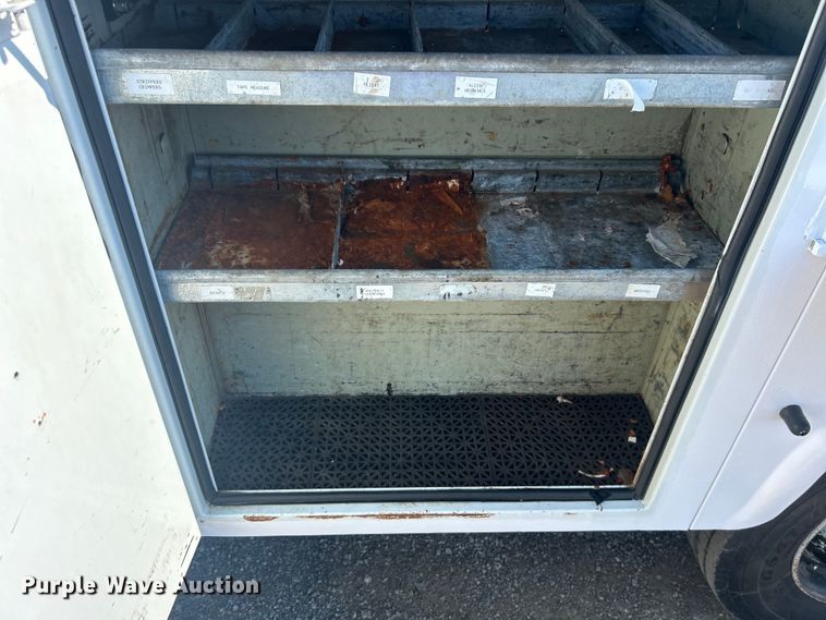 image for item EG0858 2013 Chevrolet  Silverado 3500HD Ext. Cab utility bed pickup truck