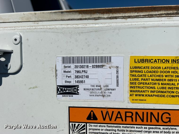 image for item EG0858 2013 Chevrolet  Silverado 3500HD Ext. Cab utility bed pickup truck