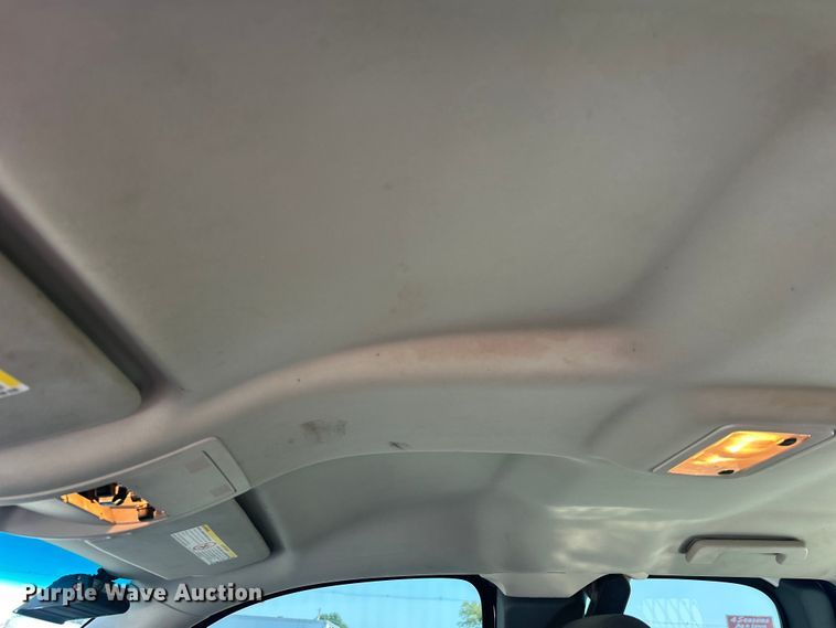 image for item EG0858 2013 Chevrolet  Silverado 3500HD Ext. Cab utility bed pickup truck