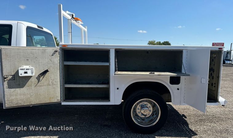 image for item EG0859 2008 Ford F450 Super Duty  SuperCab utility / service truck