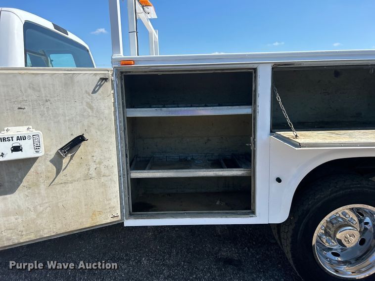 image for item EG0859 2008 Ford F450 Super Duty  SuperCab utility / service truck