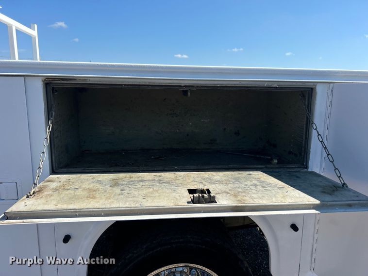 image for item EG0859 2008 Ford F450 Super Duty  SuperCab utility / service truck