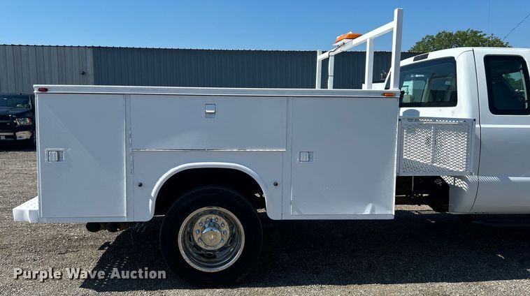 image for item EG0859 2008 Ford F450 Super Duty  SuperCab utility / service truck