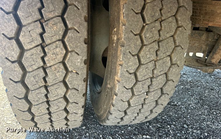 image for item EG0859 2008 Ford F450 Super Duty  SuperCab utility / service truck