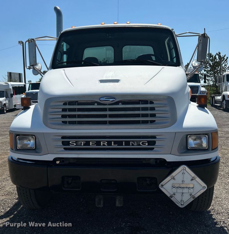 image for item EG0860 2005 Sterling Acterra fuel / lube truck