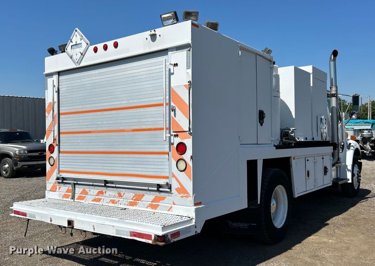 image for item EG0860 2005 Sterling Acterra fuel / lube truck