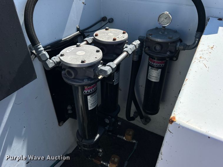 image for item EG0860 2005 Sterling Acterra fuel / lube truck