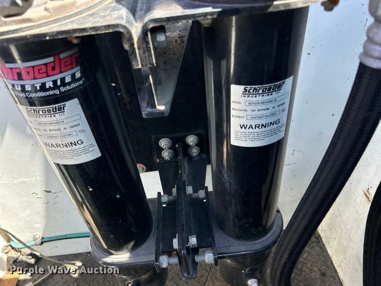 image for item EG0860 2005 Sterling Acterra fuel / lube truck