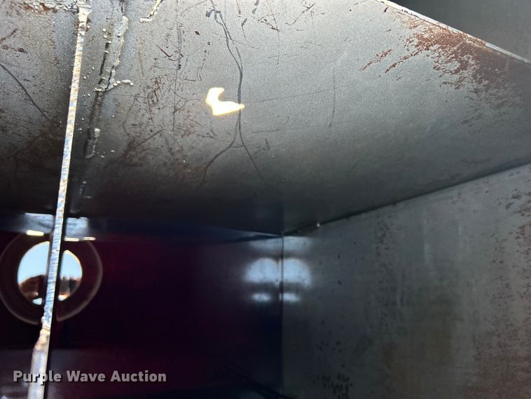 image for item EG0860 2005 Sterling Acterra fuel / lube truck