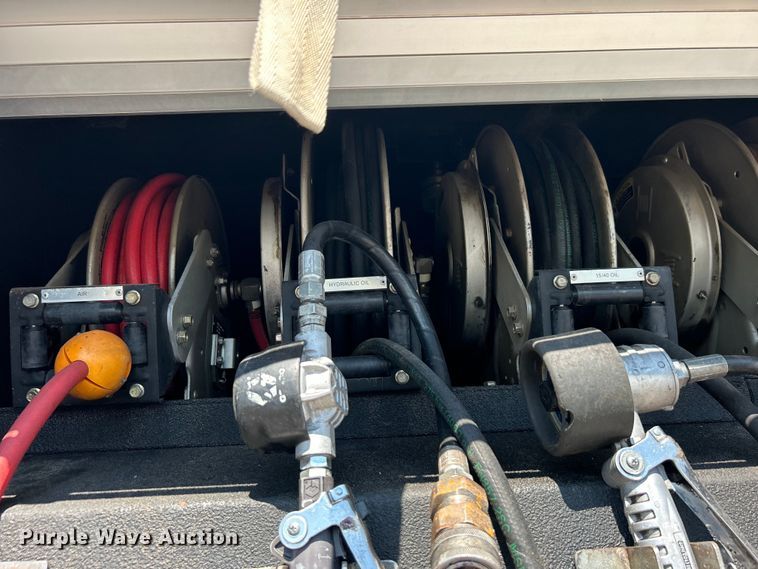 image for item EG0860 2005 Sterling Acterra fuel / lube truck