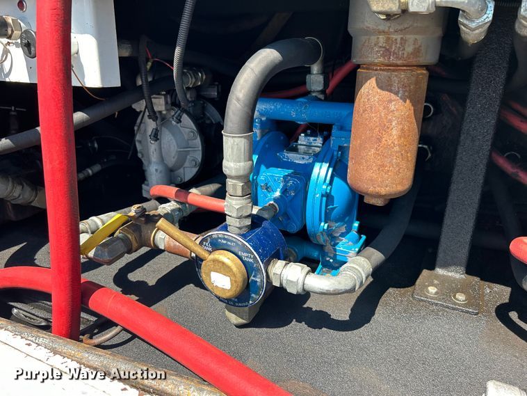 image for item EG0860 2005 Sterling Acterra fuel / lube truck