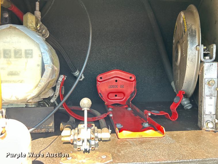 image for item EG0860 2005 Sterling Acterra fuel / lube truck