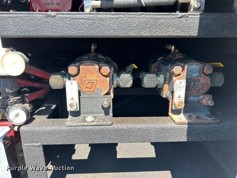 image for item EG0860 2005 Sterling Acterra fuel / lube truck