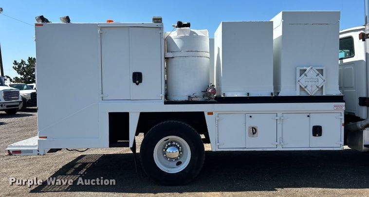 image for item EG0860 2005 Sterling Acterra fuel / lube truck