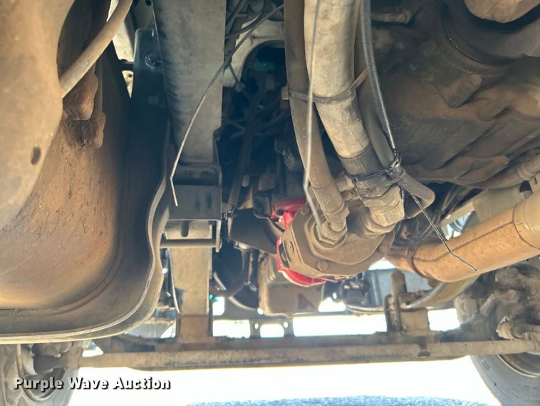 image for item EG0860 2005 Sterling Acterra fuel / lube truck