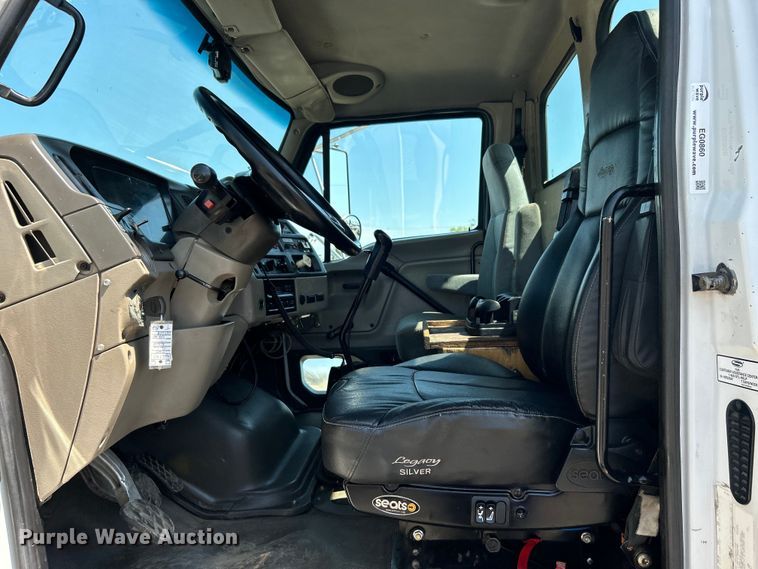 image for item EG0860 2005 Sterling Acterra fuel / lube truck