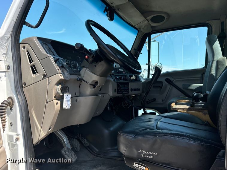 image for item EG0860 2005 Sterling Acterra fuel / lube truck