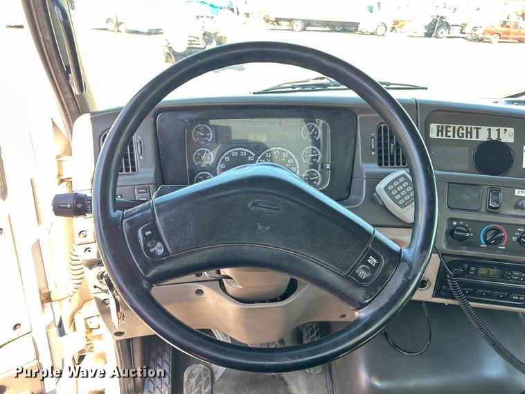 image for item EG0860 2005 Sterling Acterra fuel / lube truck