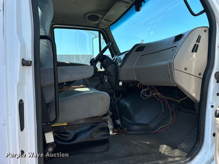 image for item EG0860 2005 Sterling Acterra fuel / lube truck