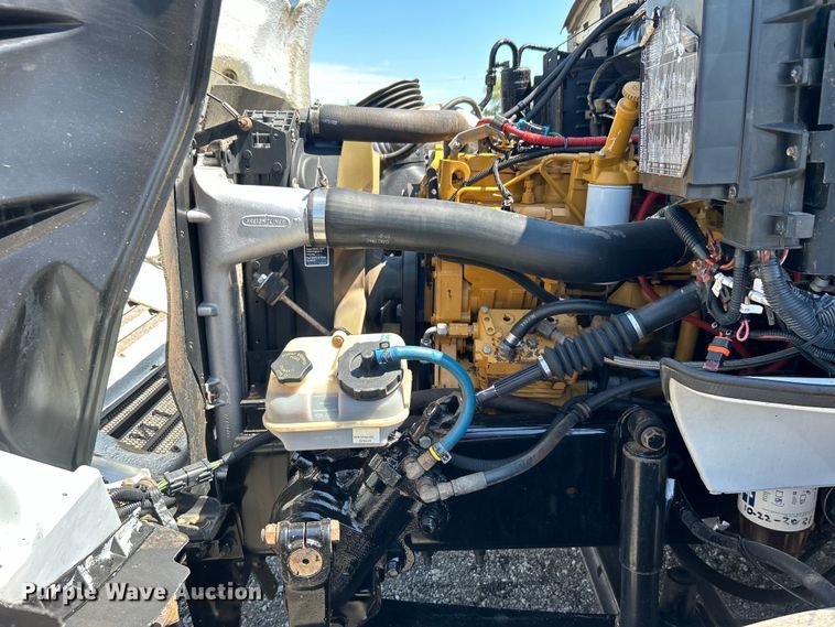 image for item EG0860 2005 Sterling Acterra fuel / lube truck